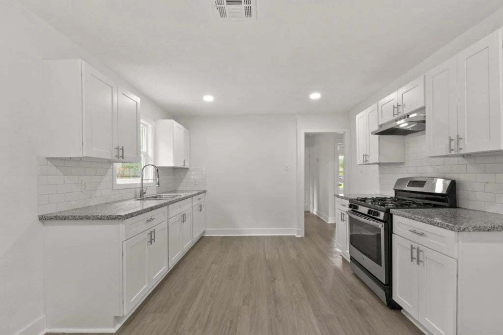 1323 Richard Avenue, Pasadena