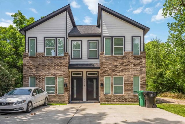 5329 Higgins Street A/b, Houston