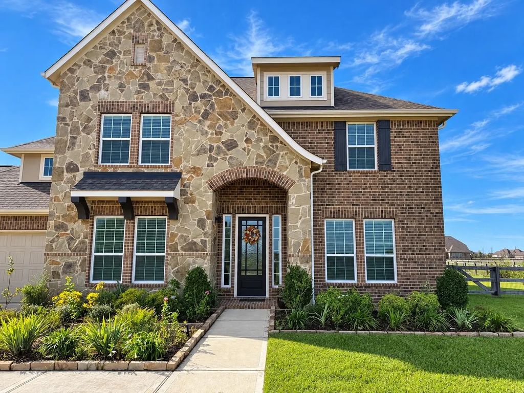 4021 Edgewater Terrace Lane, Waller