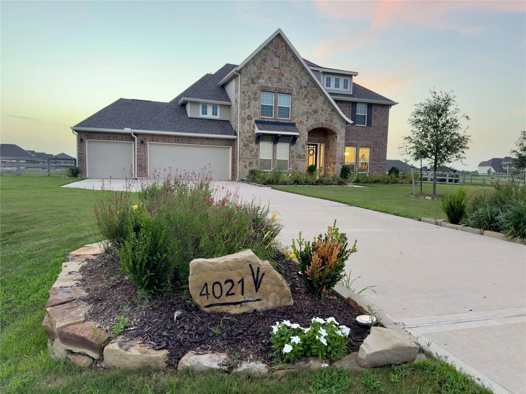 4021 Edgewater Terrace Lane, Waller
