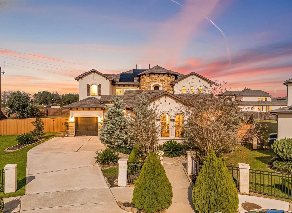 11207 Oudney Court, Richmond