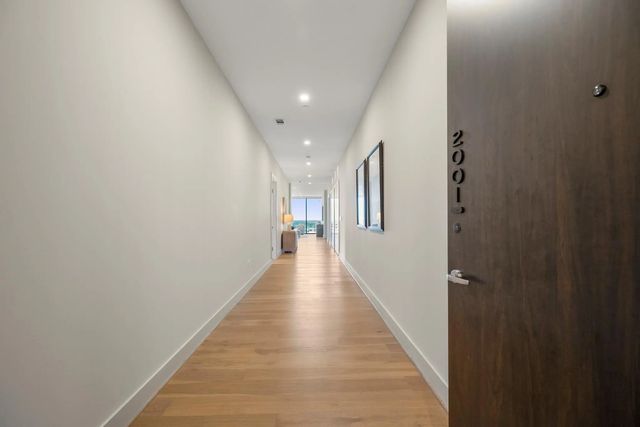 1711 Allen Parkway 2001, Houston