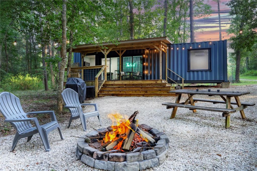 275 Fairview E, Livingston