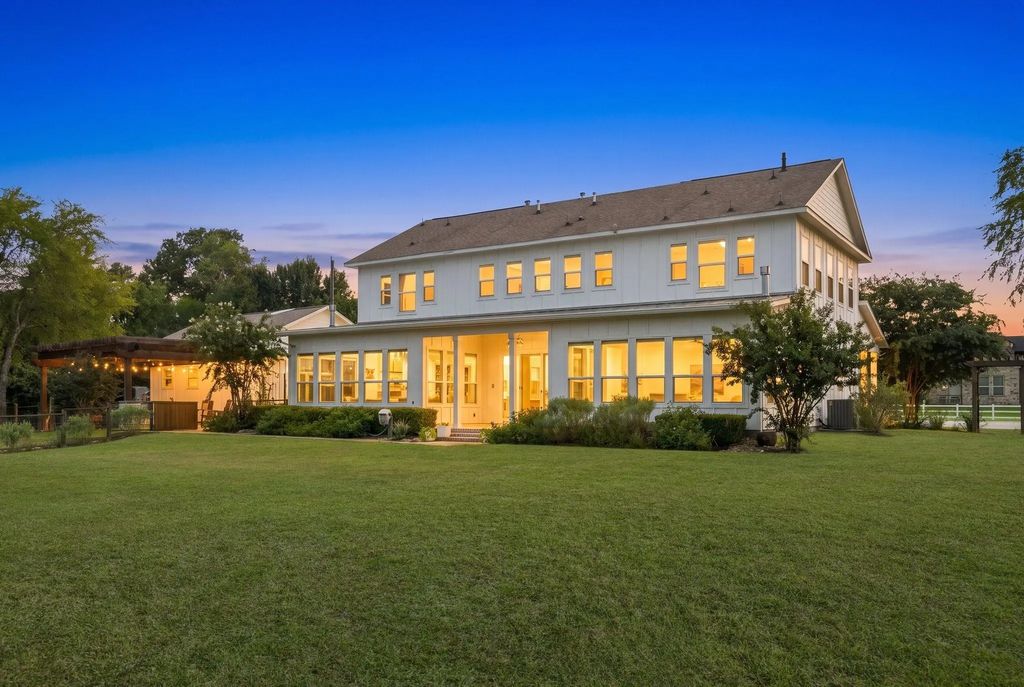 11718 W Border Oak Drive, Magnolia