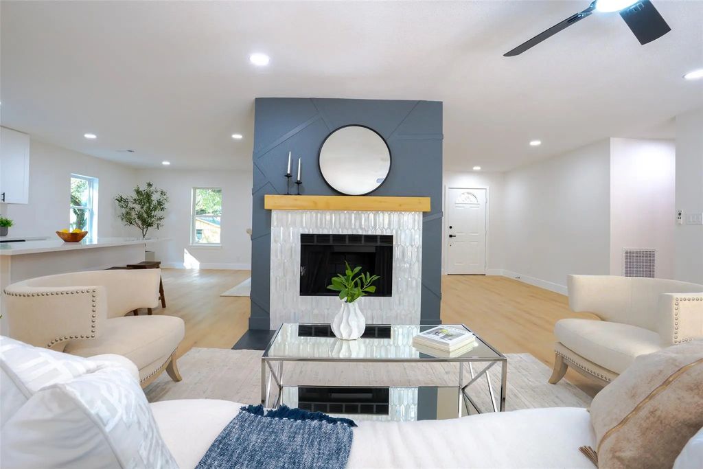 2408 Lynne Way, Brenham
