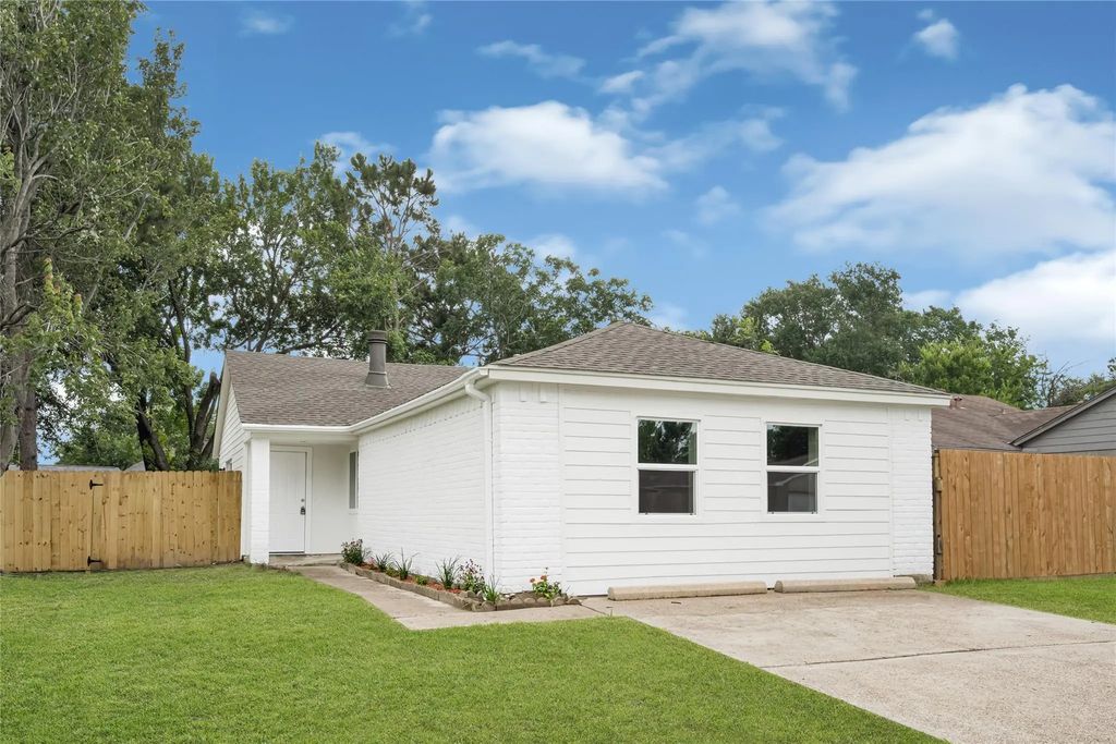 5314 Gayla Lane, Baytown