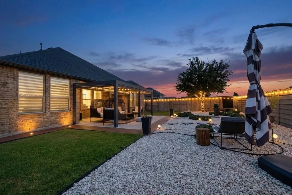 2305 Olive Forest Lane, Manvel