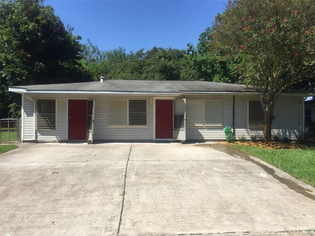 3022 Tarpey Avenue, Texas City