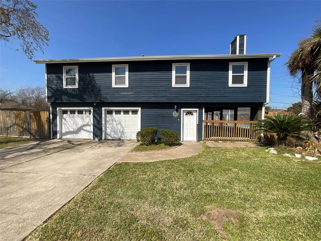 502 Oakdale Street, Shoreacres