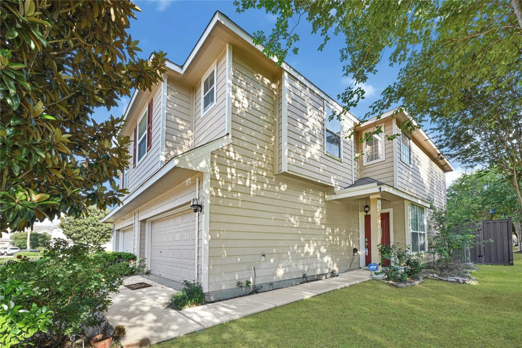 16106 Greenport Lane, Houston