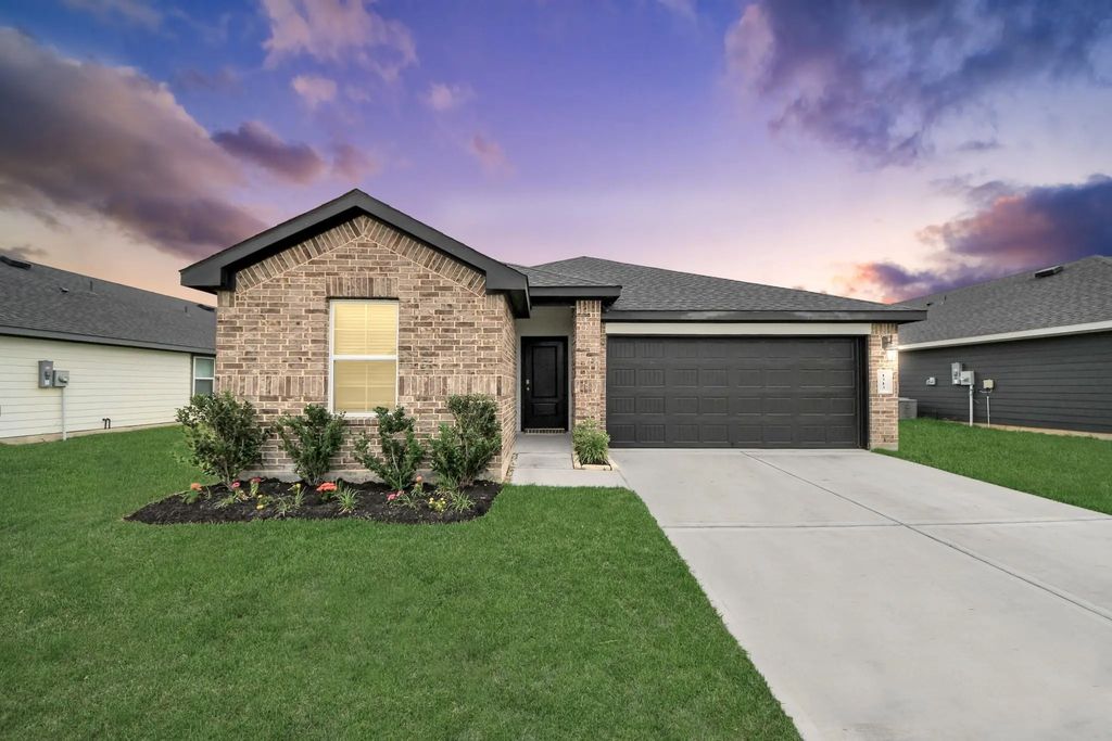 1313 Bison View Lane, Sealy