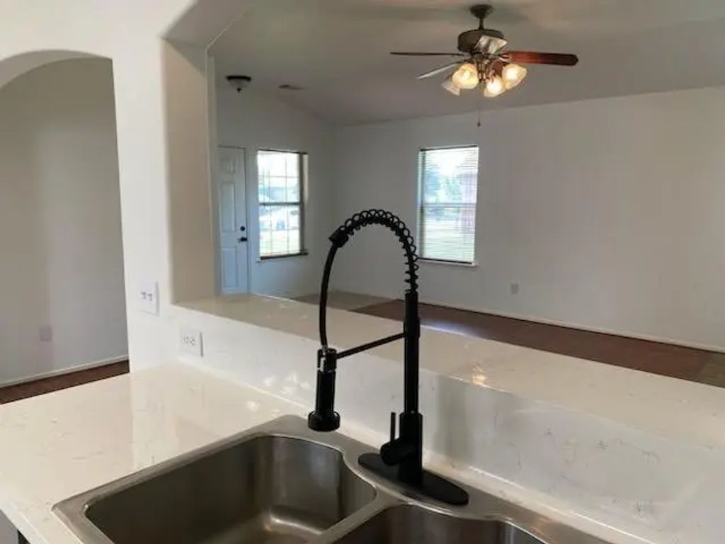 9530 Alex Springs Lane, Houston