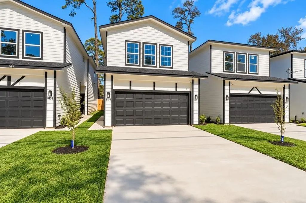 8155 Crestview Drive, Houston