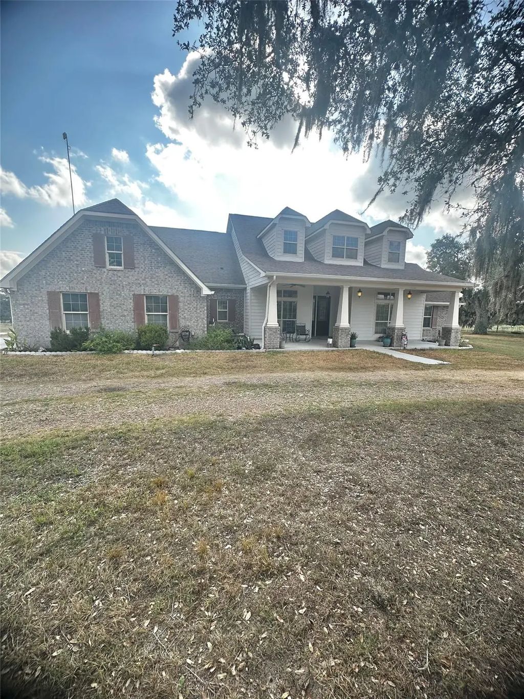 1684 Zengerle Rd, Cuero