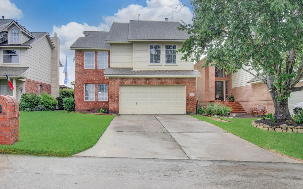 108 April Cove, Conroe