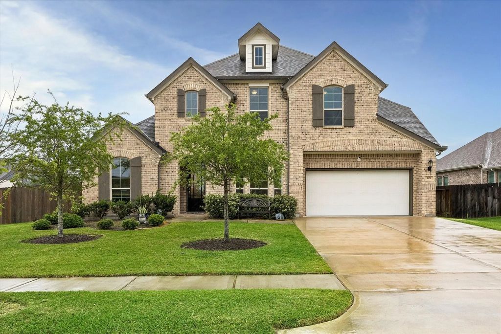 729 Maplewood, League City