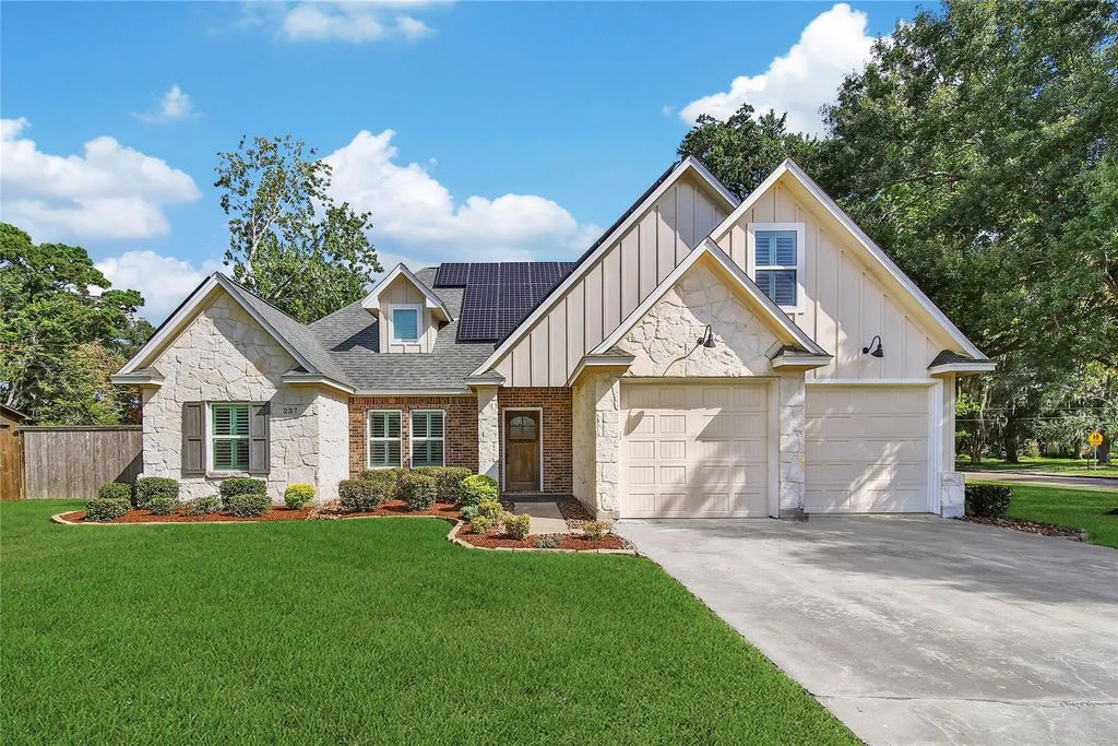 237 Any Way Street, Lake Jackson