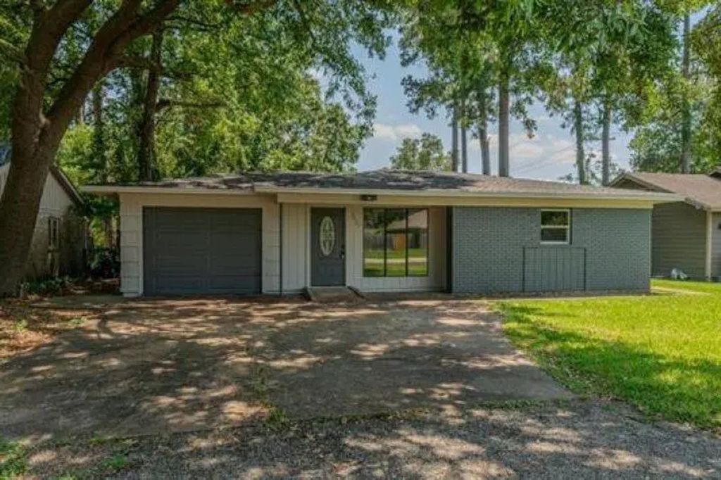 3825 Buckingham Row, Beaumont