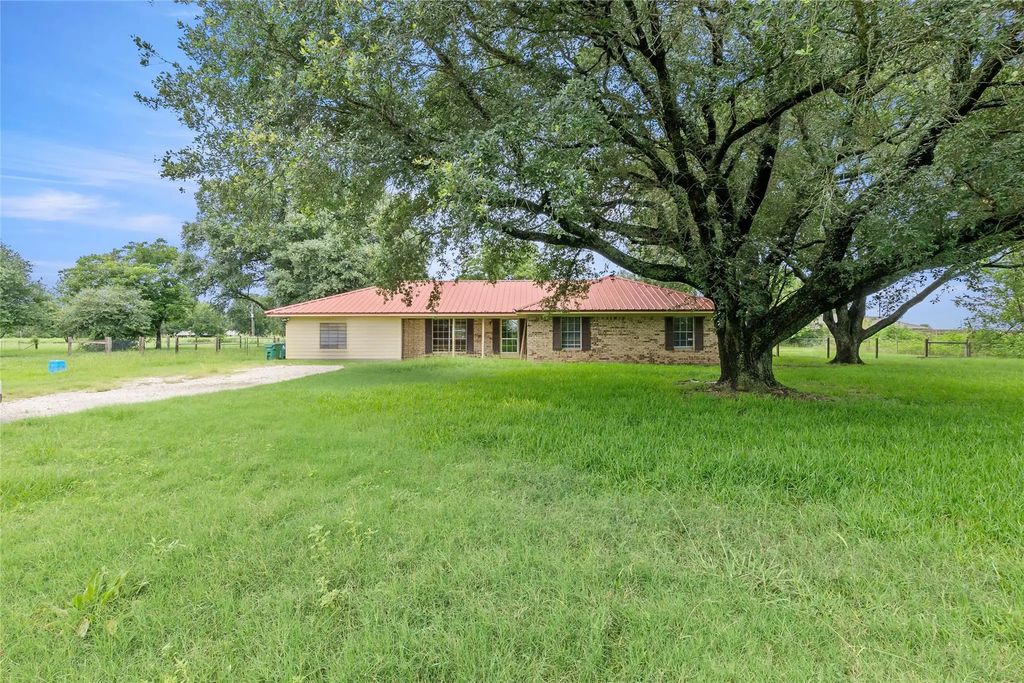 970 Martin Road, Madisonville