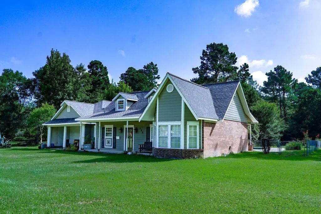 186 Goodnight Trail, Livingston