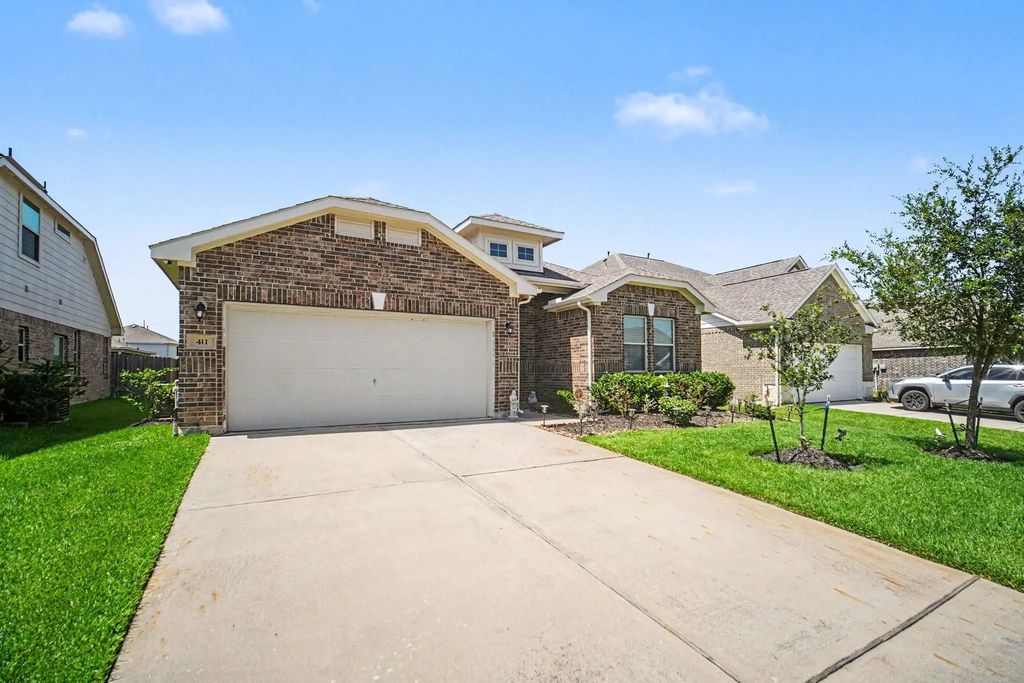 411 Asiatic Black Bear Way, Crosby