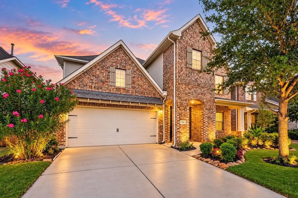 11202 Bluewater Lagoon Circle, Cypress