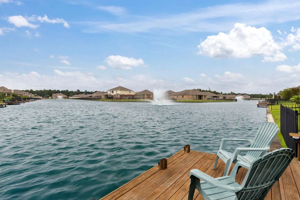 3719 Lake Bend Shore Drive, Spring