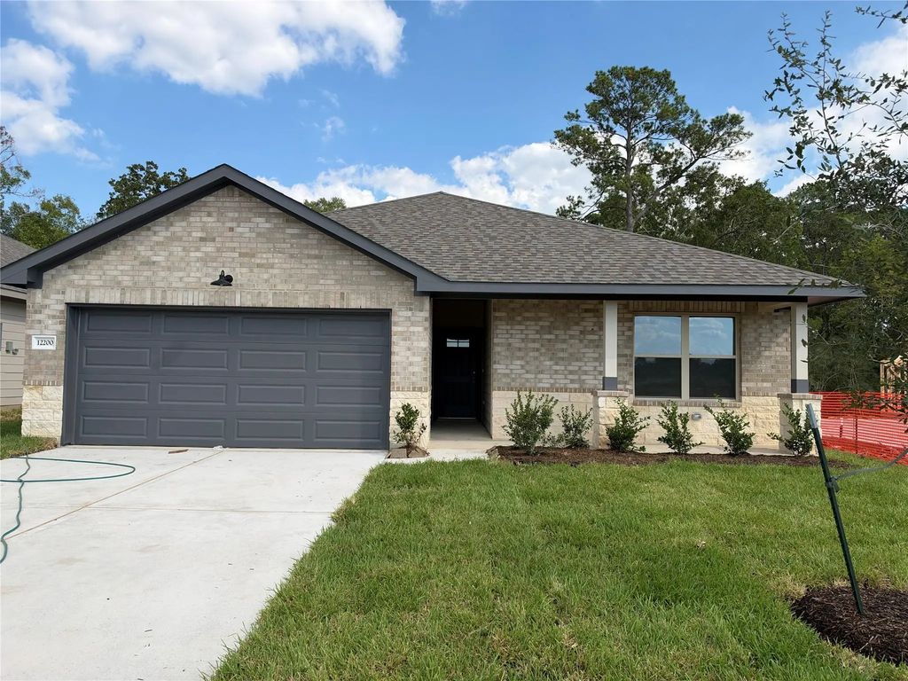 12200 Lexington Heights Drive, Willis
