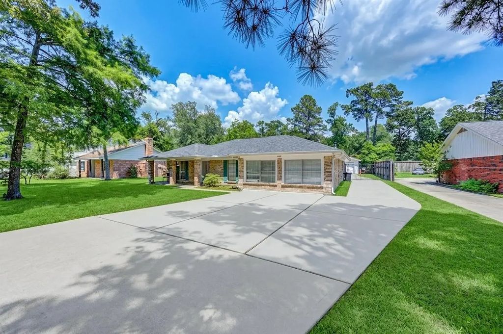 24522 Glen Loch Drive, Spring