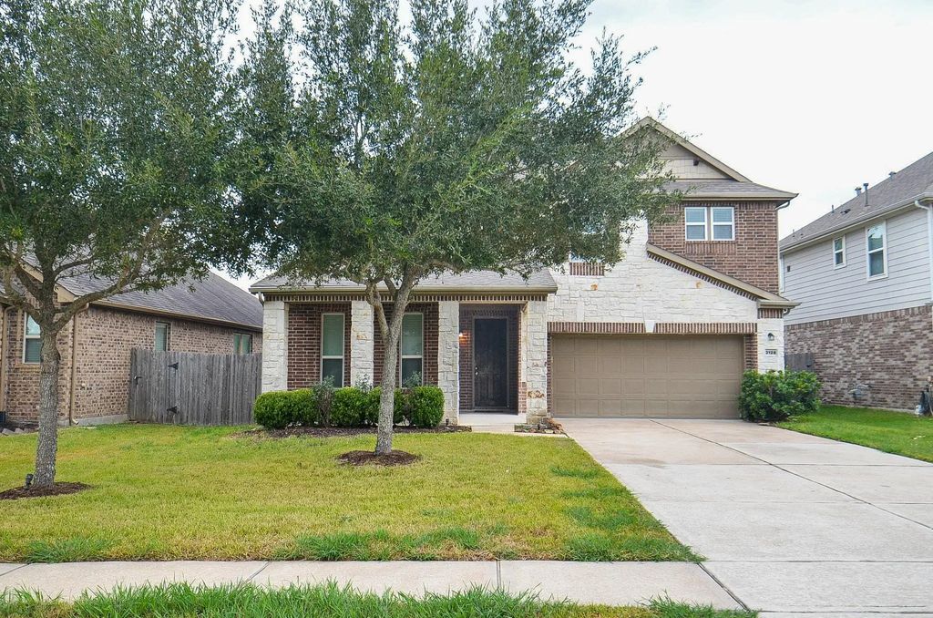 3128 Laurel Bend Lane, Pearland