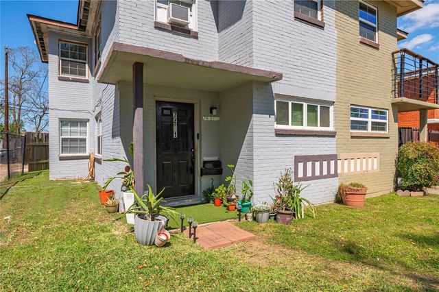 7431 Moline Street, Houston