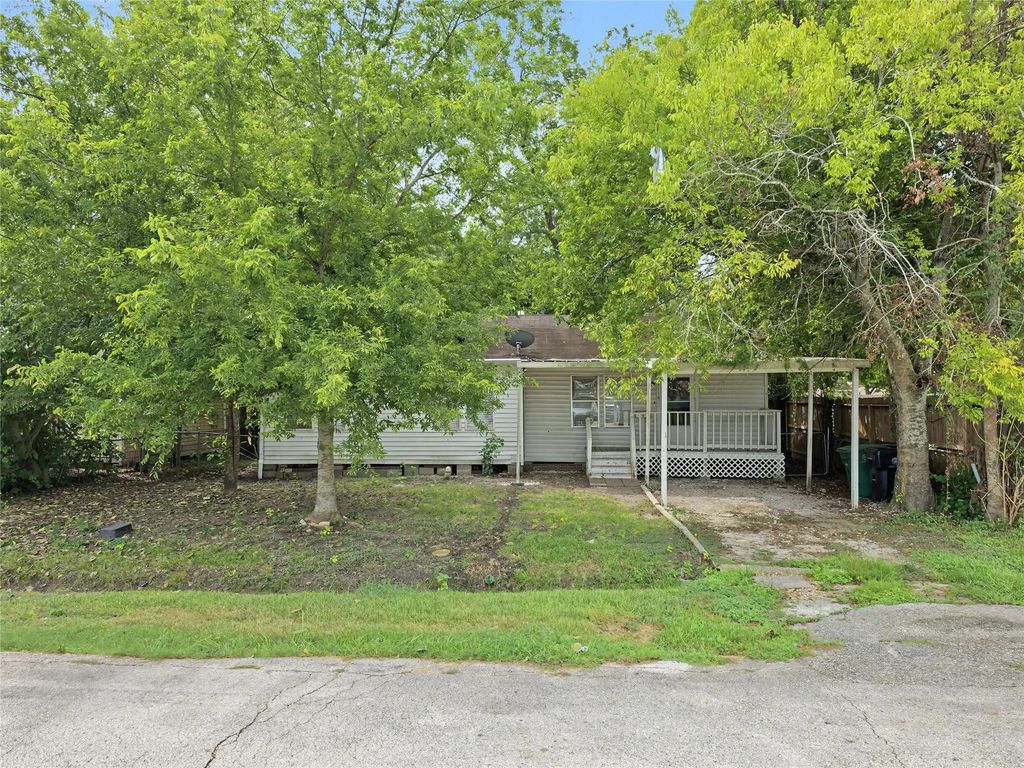 4114 Clover Street, Houston