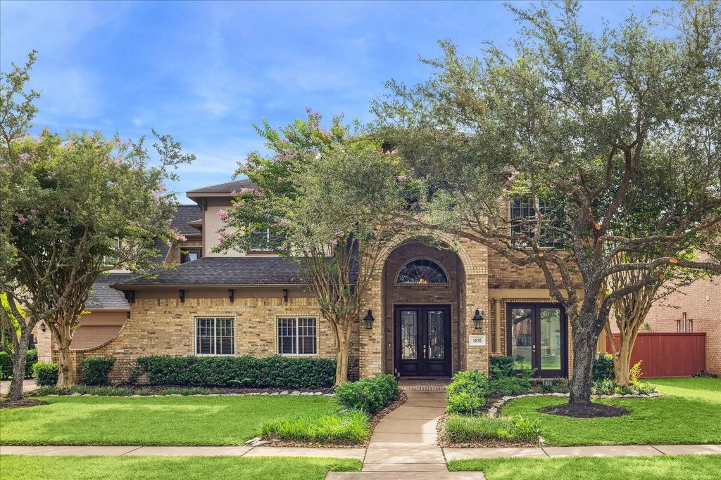 5826 Santa Fe Springs Drive, Houston