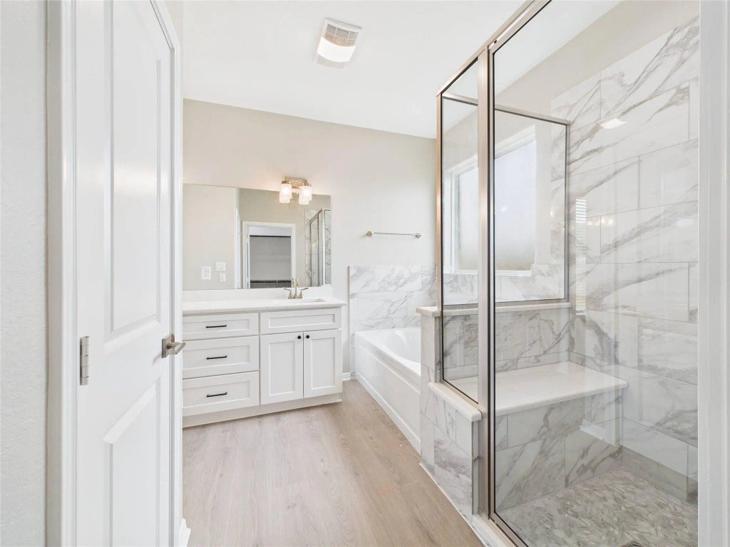 15826 Sugar Maple Lane, Santa Fe