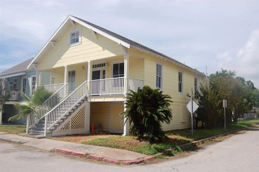 2401 38th Street, Galveston