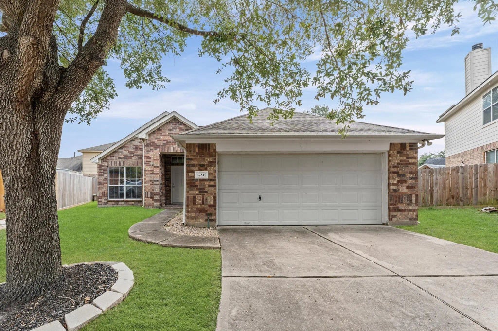 32510 Rosella Lane, Pinehurst