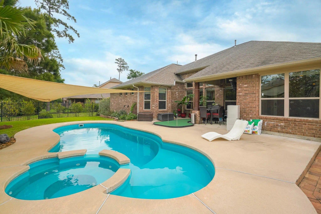 26 Lufberry Place, Tomball