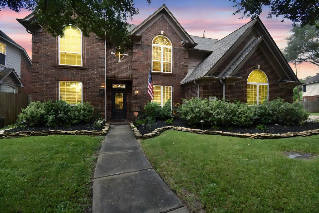 1810 Pebble Hill Court, Sugar Land