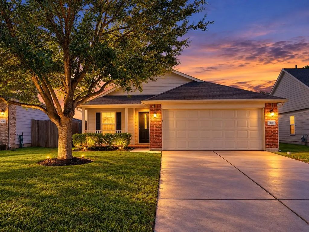 10911 Northam Drive, Tomball