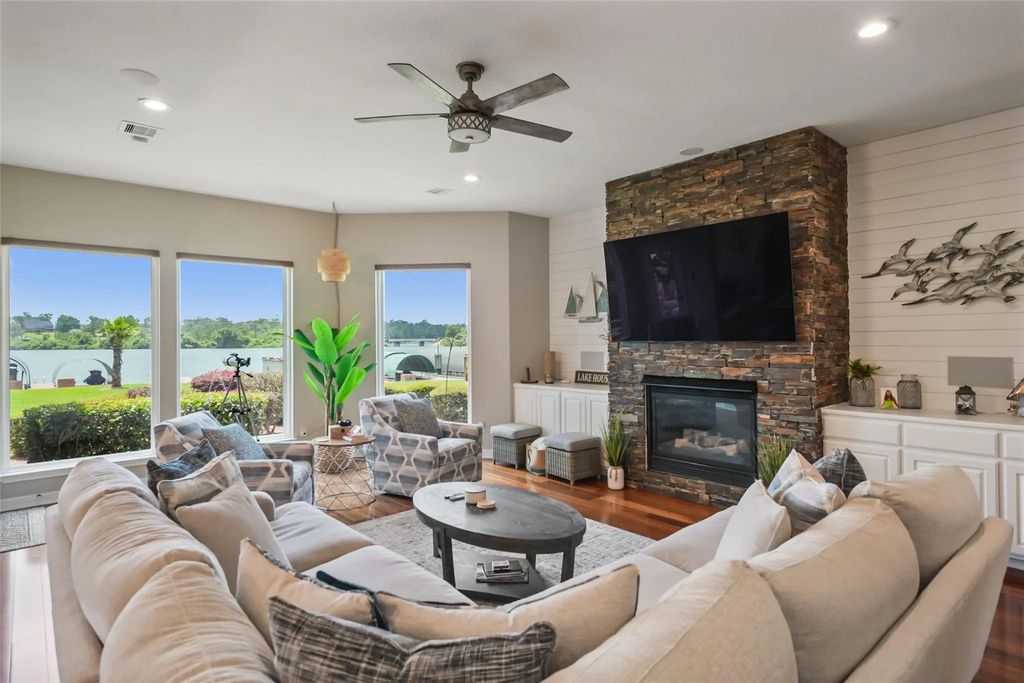 127 W Palm Boulevard, Montgomery