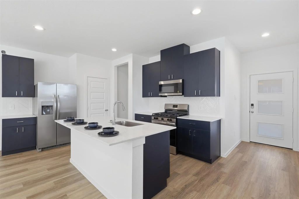 7720 Inwood Grove Lane, Houston