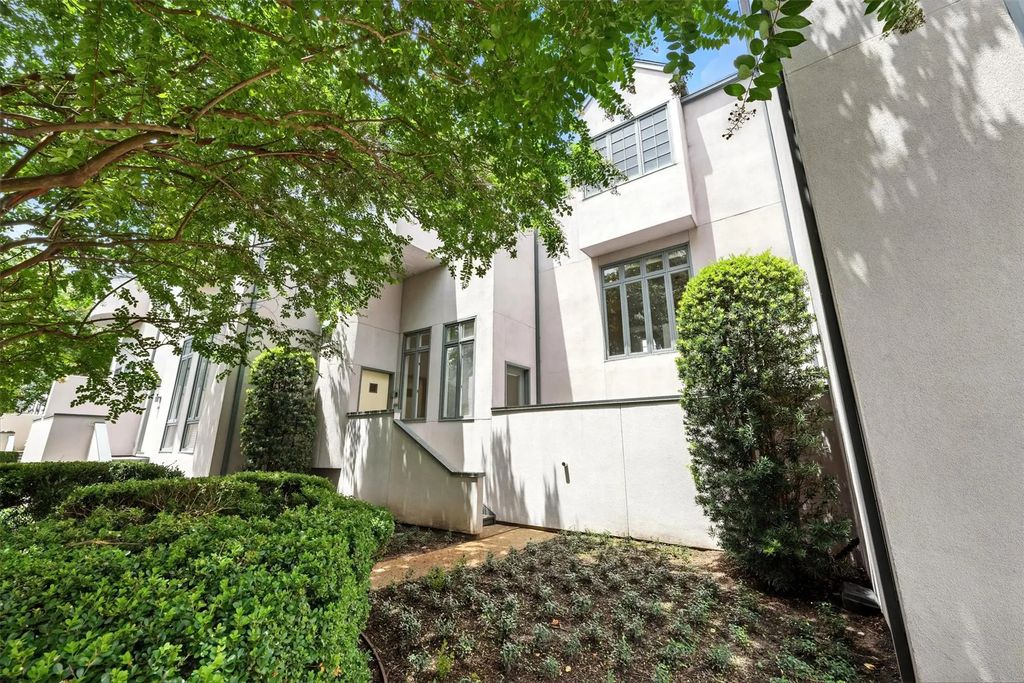 1385 Arlington Street 1385, Houston