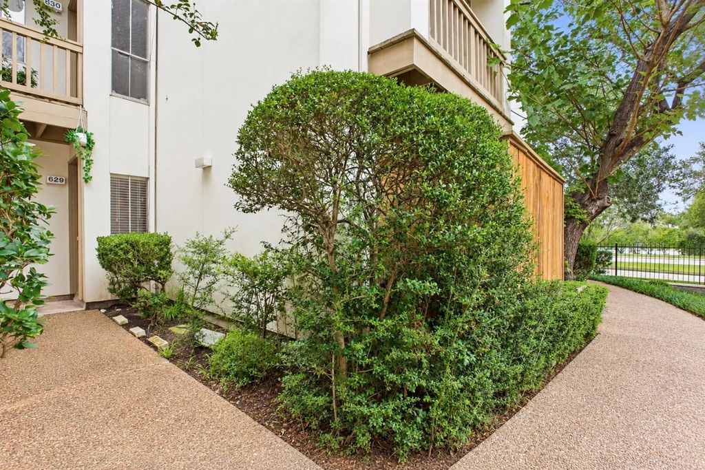 2100 Tanglewilde Street 629, Houston
