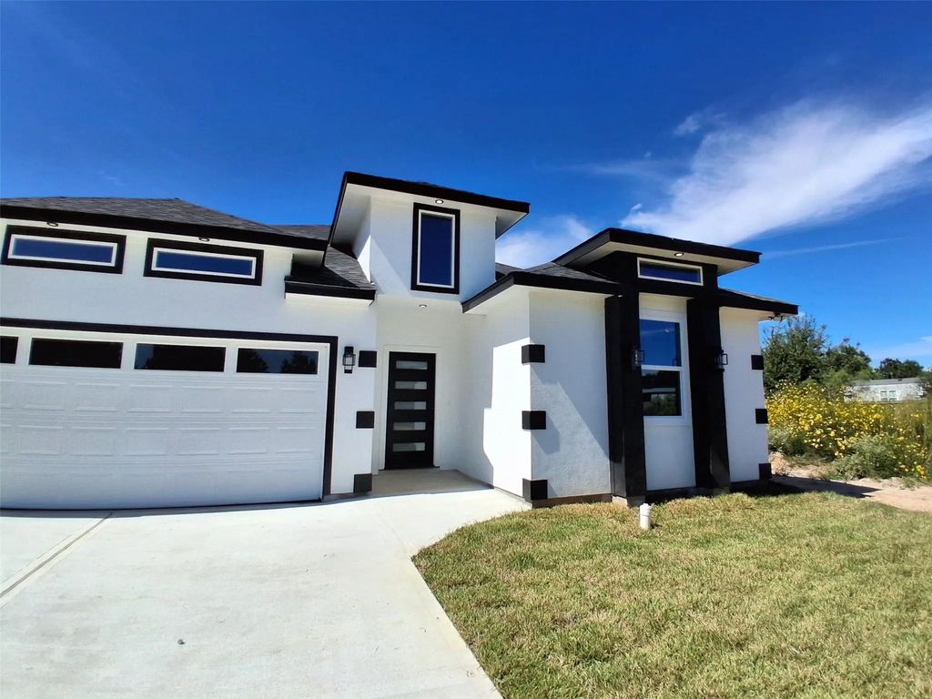 589 Road 5107, Cleveland