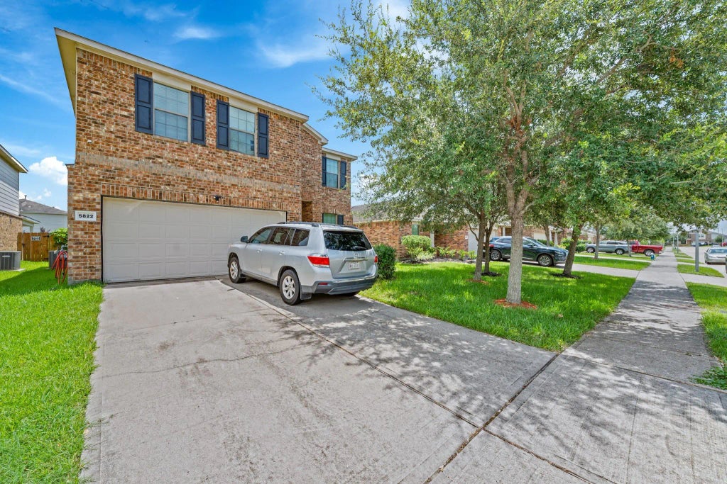 5822 Water Violet Lane, Richmond