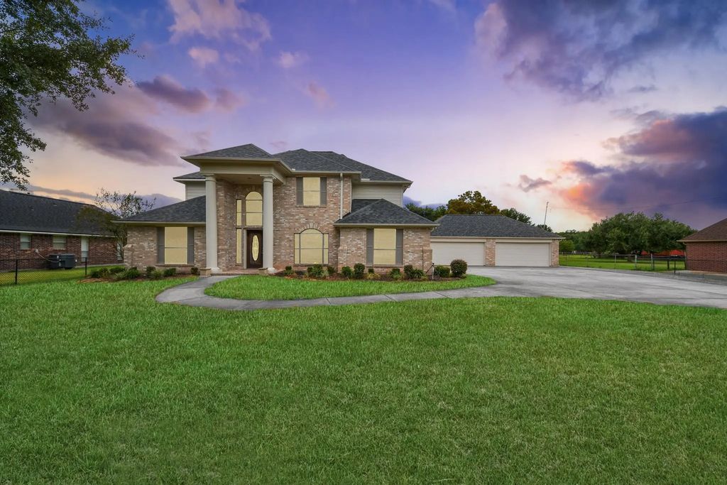 1209 Robinson Road, La Porte