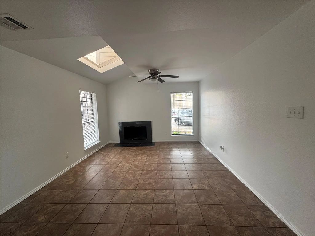 10912 Gulf Freeway 66, Houston