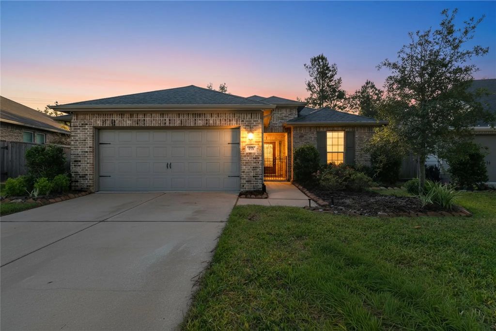 214 N Wild Petunia Trail, Montgomery