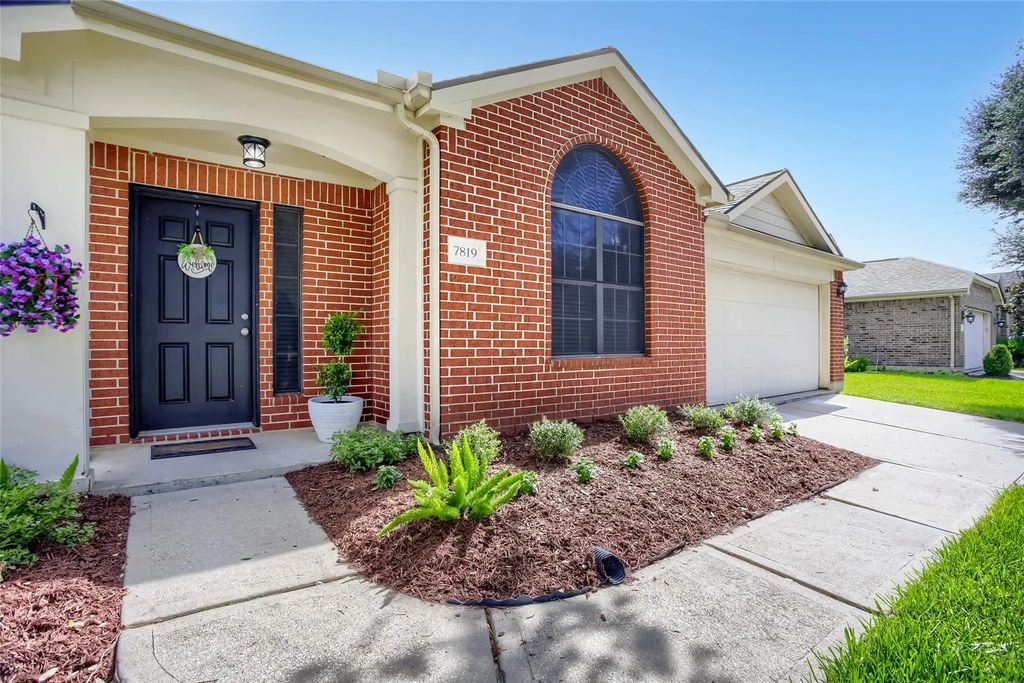 7819 Summerdale Drive, Rosenberg