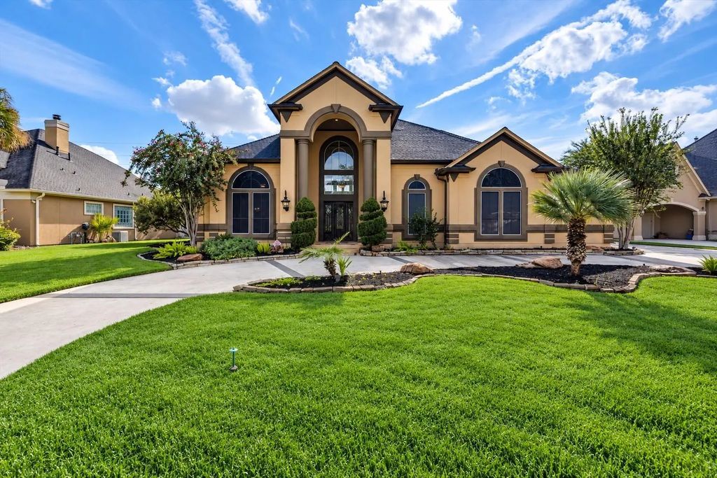 15818 Conners Ace Drive, Spring